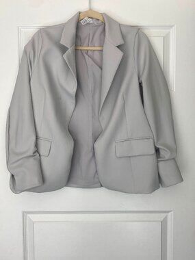 Yogalicious Scuba Powermove Gray Ruched Sleeve Blazer Women’s Small